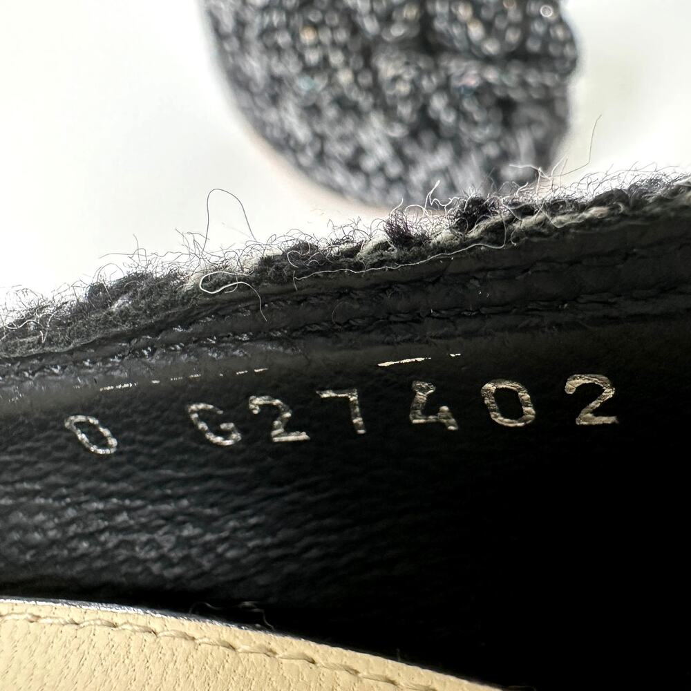 CHANEL 2010 CC Tweed Camellia Flower Heel Pumps Black White IT 38.5 - Picture 8 of 15